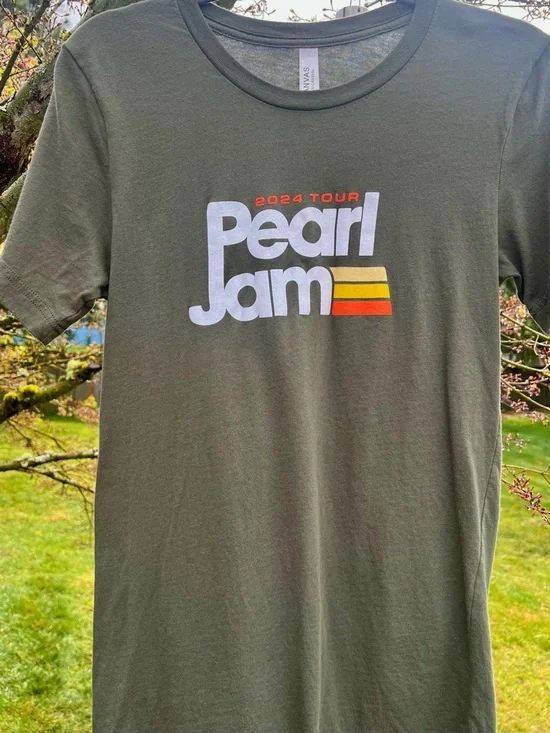 Pearl Jam 2024 Tour T-shirt | Olive Green Graphic Band Shirt | Size Small - Picture 4 of 8